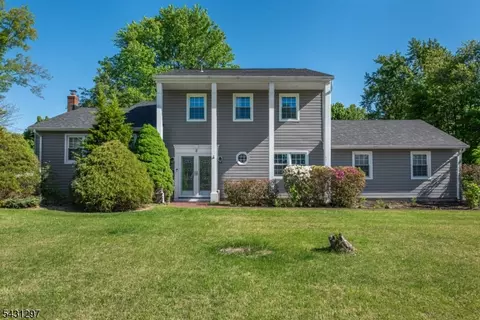 8 Maple Ave, East Hanover, NJ 07936
