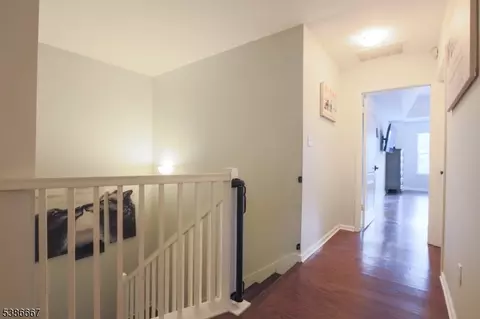 8409 Brittany Dr, Wayne, NJ 07470 photo 20