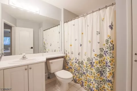 8409 Brittany Dr, Wayne, NJ 07470 photo 27