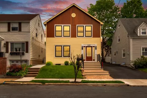 24 Overlook Ter, Maplewood, NJ 07040