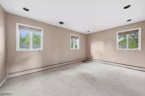 111 Deerfield Rd, Wayne, NJ 07470 photo 9