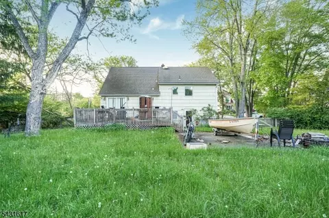 111 Deerfield Rd, Wayne, NJ 07470 photo 20