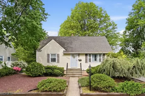 264 Fern St, Township Of Washington, NJ 07676