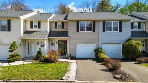 23 Scotto Pl, Dayton, NJ 08810