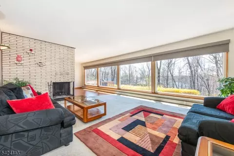 Living - 779 Berdan Ave, Wayne, NJ 07470 photo 1 of 5