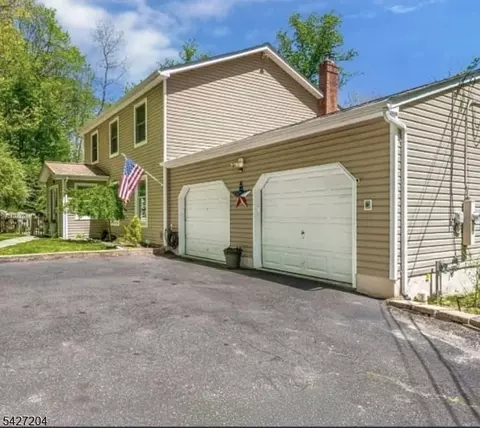 13 Celia Ave, Stanhope, NJ 07874