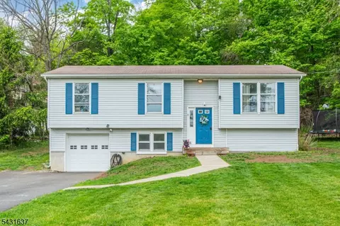 5 Valley Dr W, Glenwood, NJ 07418