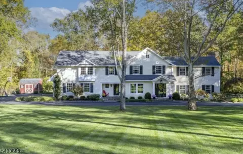 13 Loantaka Ln, Morristown, NJ 07960