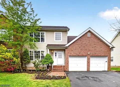 33 Nostrand Rd, Hillsborough, NJ 08844