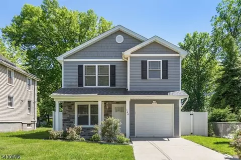 144 E 7th Ave, Roselle, NJ 07203
