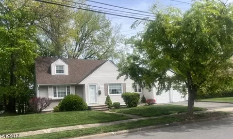 98 Bromley Pl, Nutley, NJ 07110