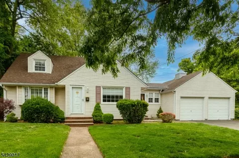 98 Bromley Pl, Nutley, NJ 07110