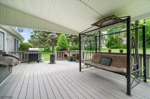 Exterior - 729 Vulcanite Ave, Alpha, NJ 08865 photo 3 of 8
