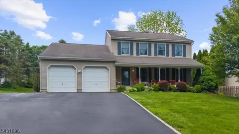 729 Vulcanite Ave, Alpha, NJ 08865