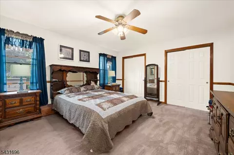Bedroom - 729 Vulcanite Ave, Alpha, NJ 08865 photo 3 of 6