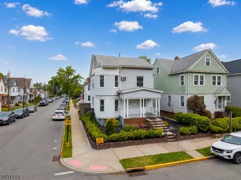 208 Greylock Pkwy, Belleville, NJ 07109