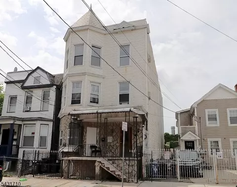 56 Vanderpool St, Newark, NJ 07114