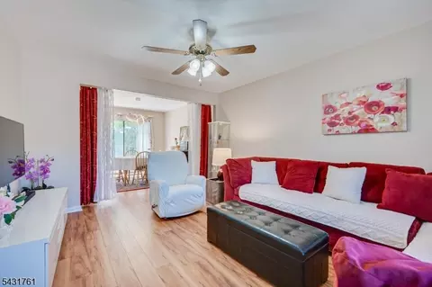 1402 Maplecrest Rd, Edison, NJ 08820 photo 13
