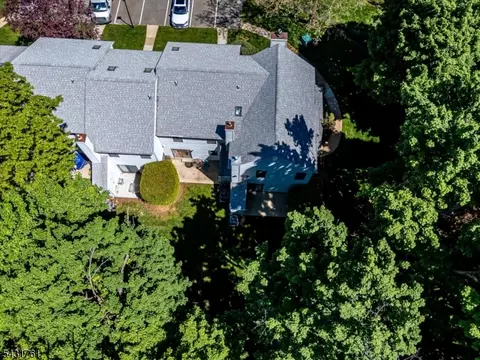 1402 Maplecrest Rd, Edison, NJ 08820 photo 34