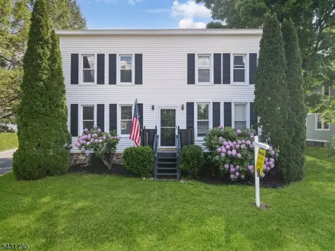 105 Main St, Lebanon, NJ 08833