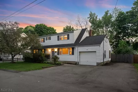 11 W Maple Ave, Succasunna, NJ 07876