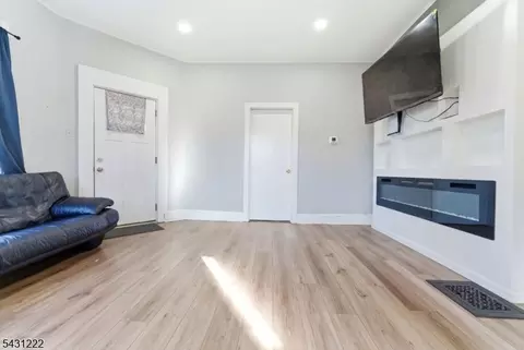 822-24 W 6th St #2, Plainfield, NJ 07063 photo 6