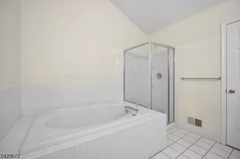 72 Dorchester Dr, Basking Ridge, NJ 07920 photo 24