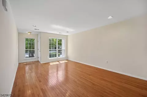 72 Dorchester Dr, Basking Ridge, NJ 07920 photo 4
