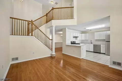 72 Dorchester Dr, Basking Ridge, NJ 07920 photo 11