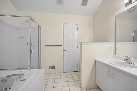 72 Dorchester Dr, Basking Ridge, NJ 07920 photo 27