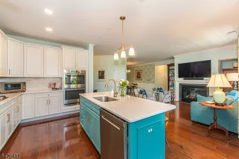 3 Pebble Rd #D1, Woodland Park, NJ 07424