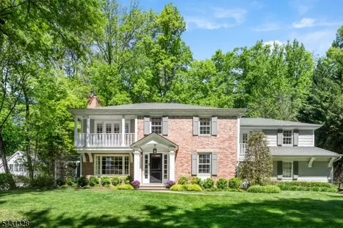 14 Cross Gates, Short Hills, NJ 07078
