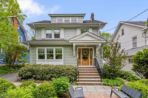 16 Oakview Ave, Maplewood, NJ 07040