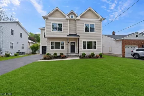 1586 Front St, Scotch Plains, NJ 07076