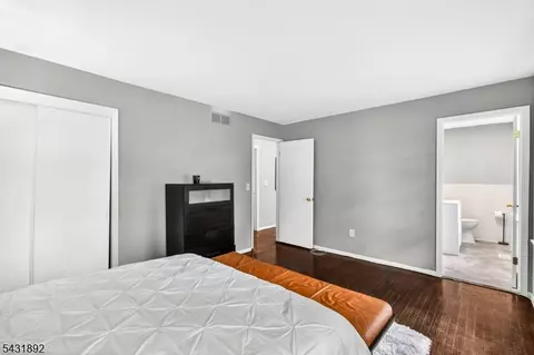 25 State St, Clark, NJ 07066 photo 28