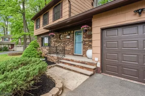 25 State St, Clark, NJ 07066 photo 2