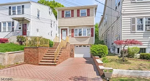 154 Milton Ave, Nutley, NJ 07110