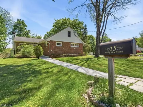 15 Valley View Ave, Randolph, NJ 07869