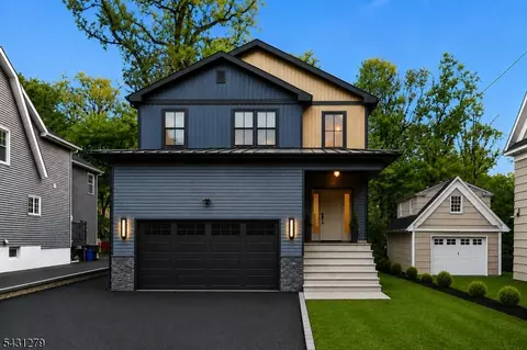 44 E Cedar St, Livingston, NJ 07039