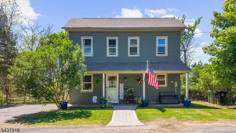 205 Rush Ave, Washington, NJ 07882