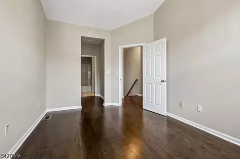 22 Devonshire Dr, Clifton, NJ 07013 photo 22