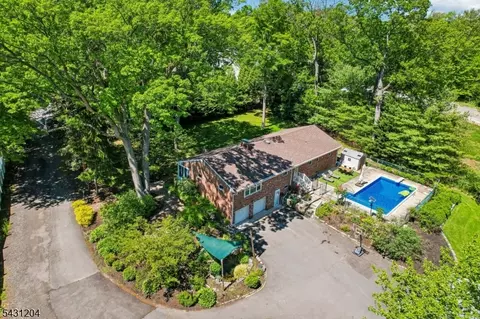 881 Bordentown Ave, South Amboy, NJ 08879