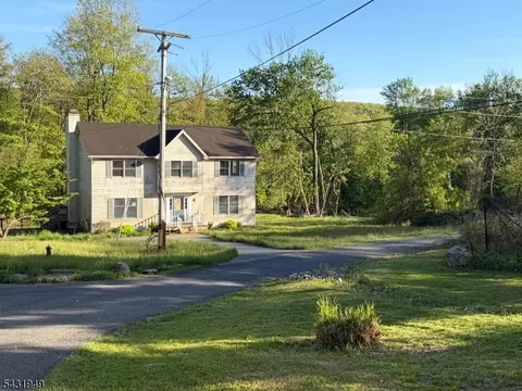 105 Russling Rd # A, Hackettstown, NJ 07840