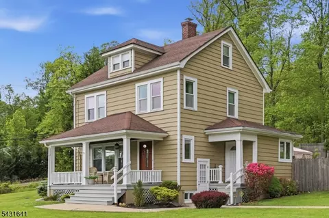 59 Mount Horeb Rd, Warren, NJ 07059