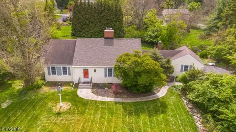 10 Cedar Wax Wing Rd, Hackettstown, NJ 07840