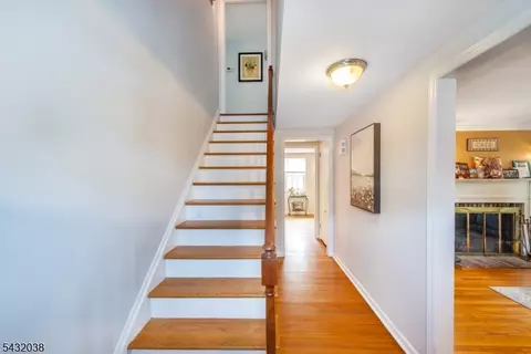 10 Cedar Wax Wing Rd, Hackettstown, NJ 07840 photo 4