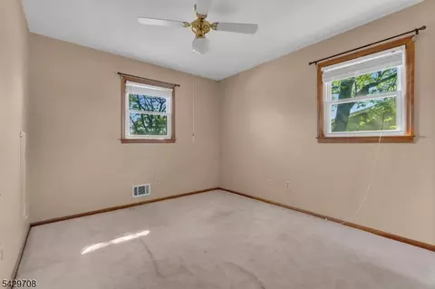 3 Wilton Ave, Middlesex, NJ 08846 photo 23