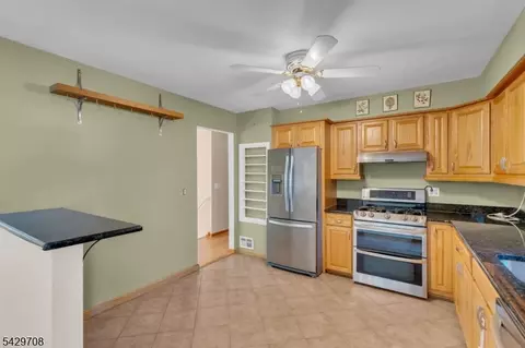 3 Wilton Ave, Middlesex, NJ 08846 photo 15