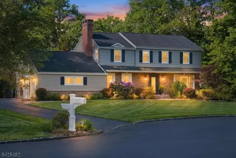 11 Barbara Dr, Hillsborough, NJ 08844