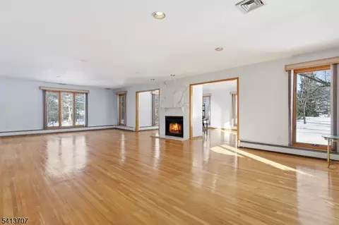 Living - 32 Sylvan Dr, Pine Brook, NJ 07058 photo 5 of 11